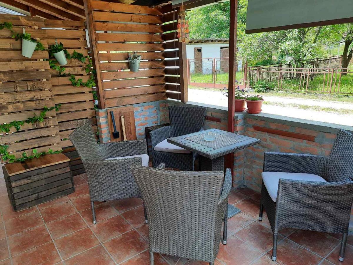 Apartmani Jovanovic Perućac Kültér fotó