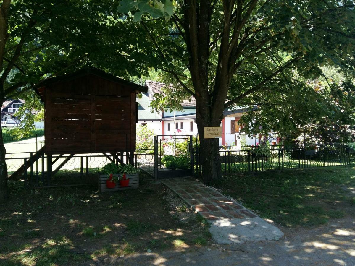 Apartmani Jovanovic Perućac Kültér fotó